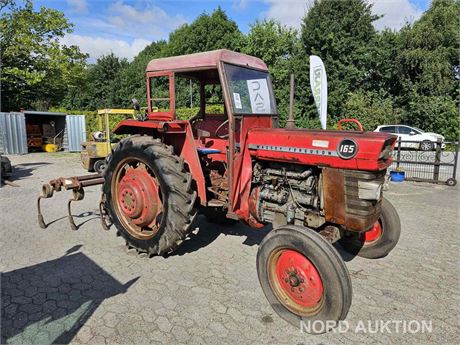 Traktor, Massey Ferguson 165 m/ harve