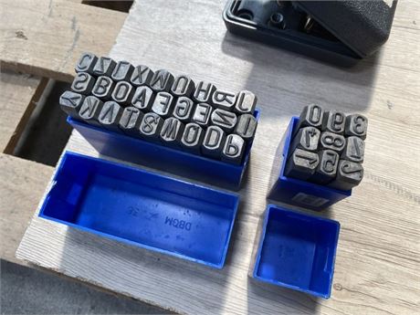 10 mm metal Huksæt - bogstav og tal TURNUS