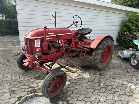 Traktor, Hanomak, R218