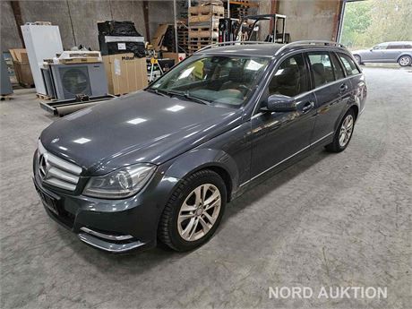 Bil, Mercedes-benz C220