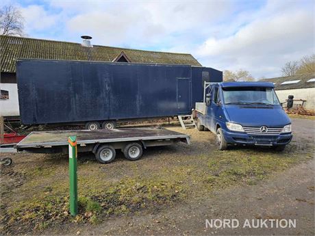 Lastbil, Mercedes-Benz Sprinter med platformtrailer og sættevogn (momsfri)