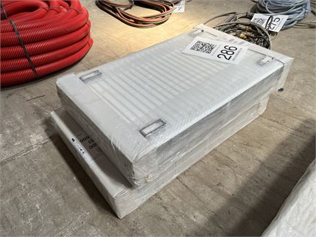 2 stk radiator H600 T33 L1000 mm
